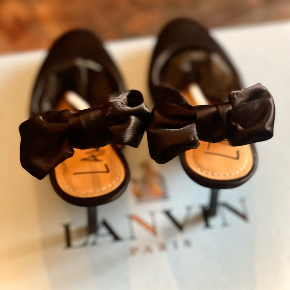 Lanvin Black Satin Bow Slingback Pumps, Size 7 - Picture 8 of 15